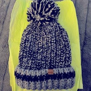 ROOTS Beanie.